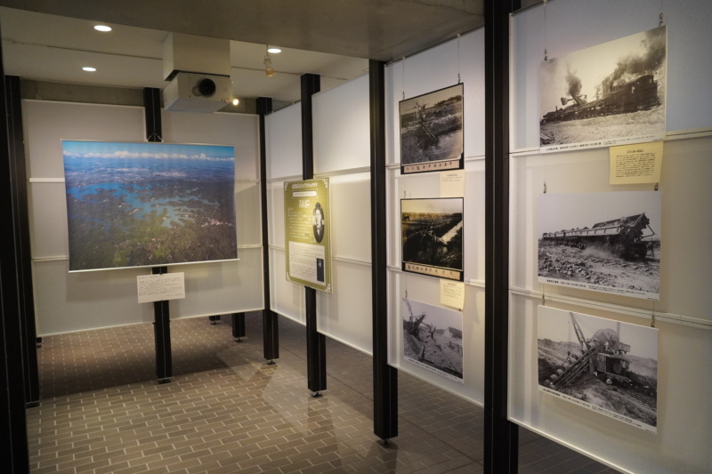 京都佛立ミュージアムで開催している台湾と日本展のインフラ整備の説明