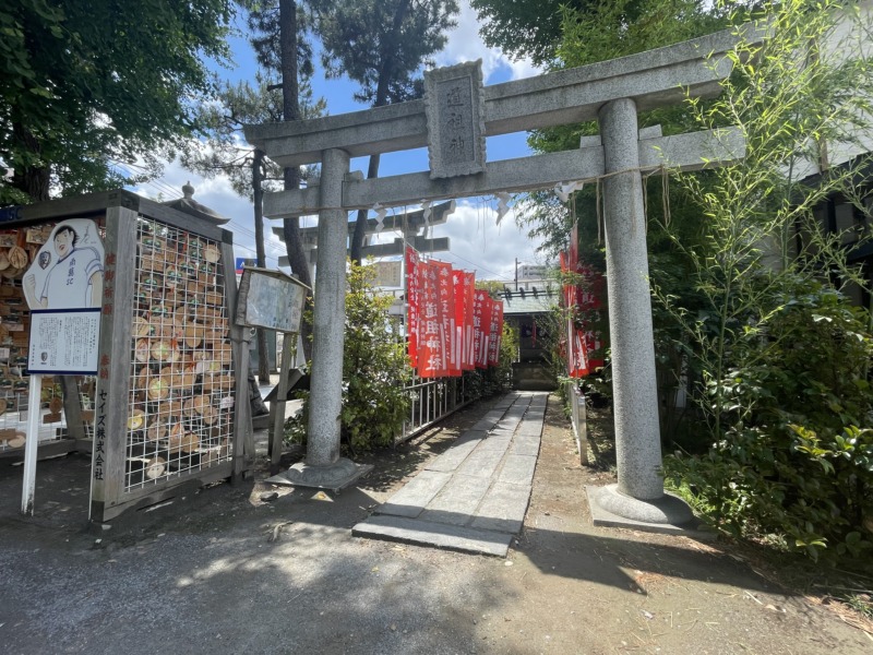 亀有香取神社境内の道祖神