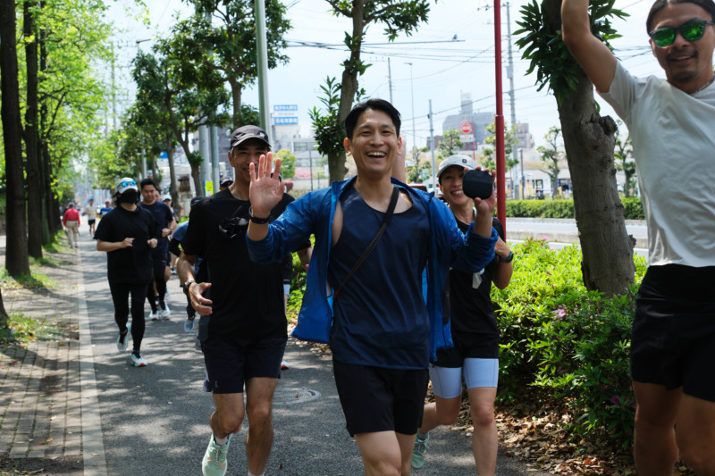 横浜ビールランニングクラブ（YBRC）で走る参加者