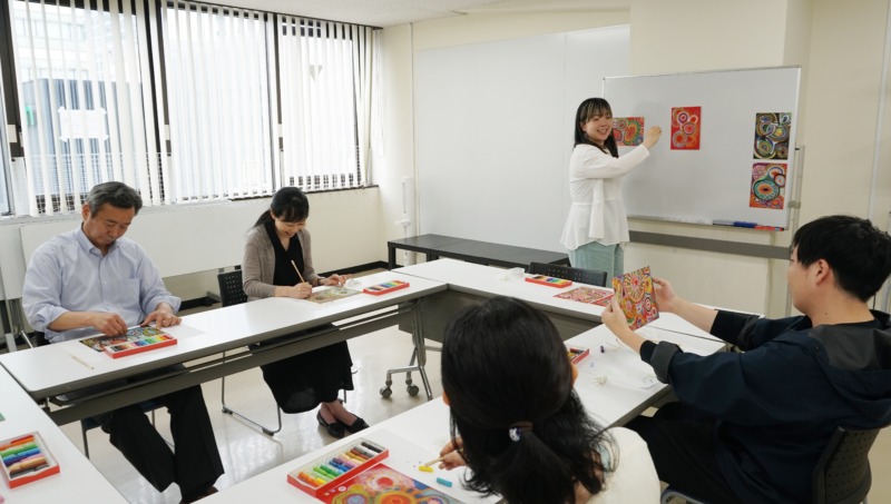 「臨床美術クラブ」講座の様子